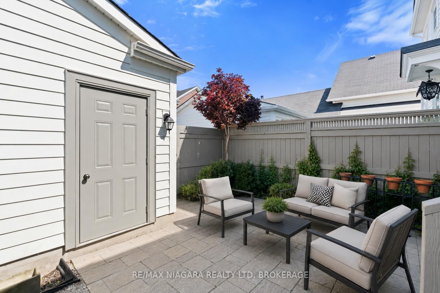 16 MACDONELL Road • Niagara-on-the-Lake, ON photo 5