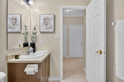 626 Country Trail Private — photo 5
