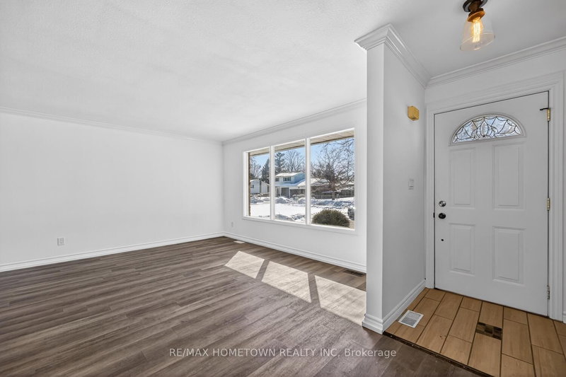 31 Vanier Drive