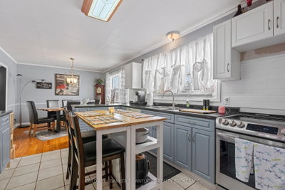 115 Columbia Drive • South Huron, ON photo 6