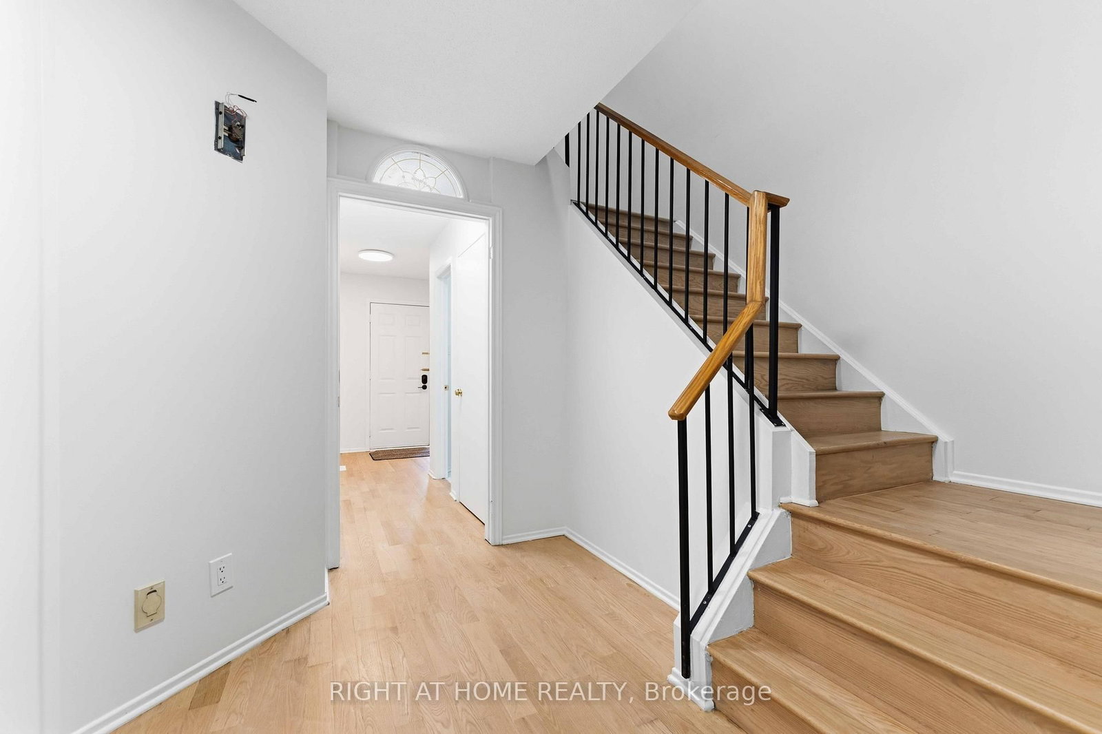 178 Presland Road • Ottawa, ON photo 2