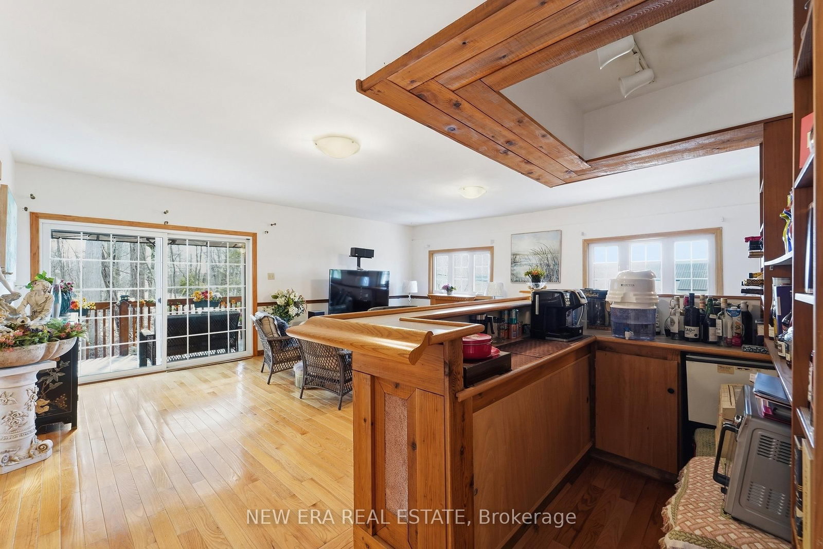 645 Hatton Avenue • Selwyn, ON photo 15