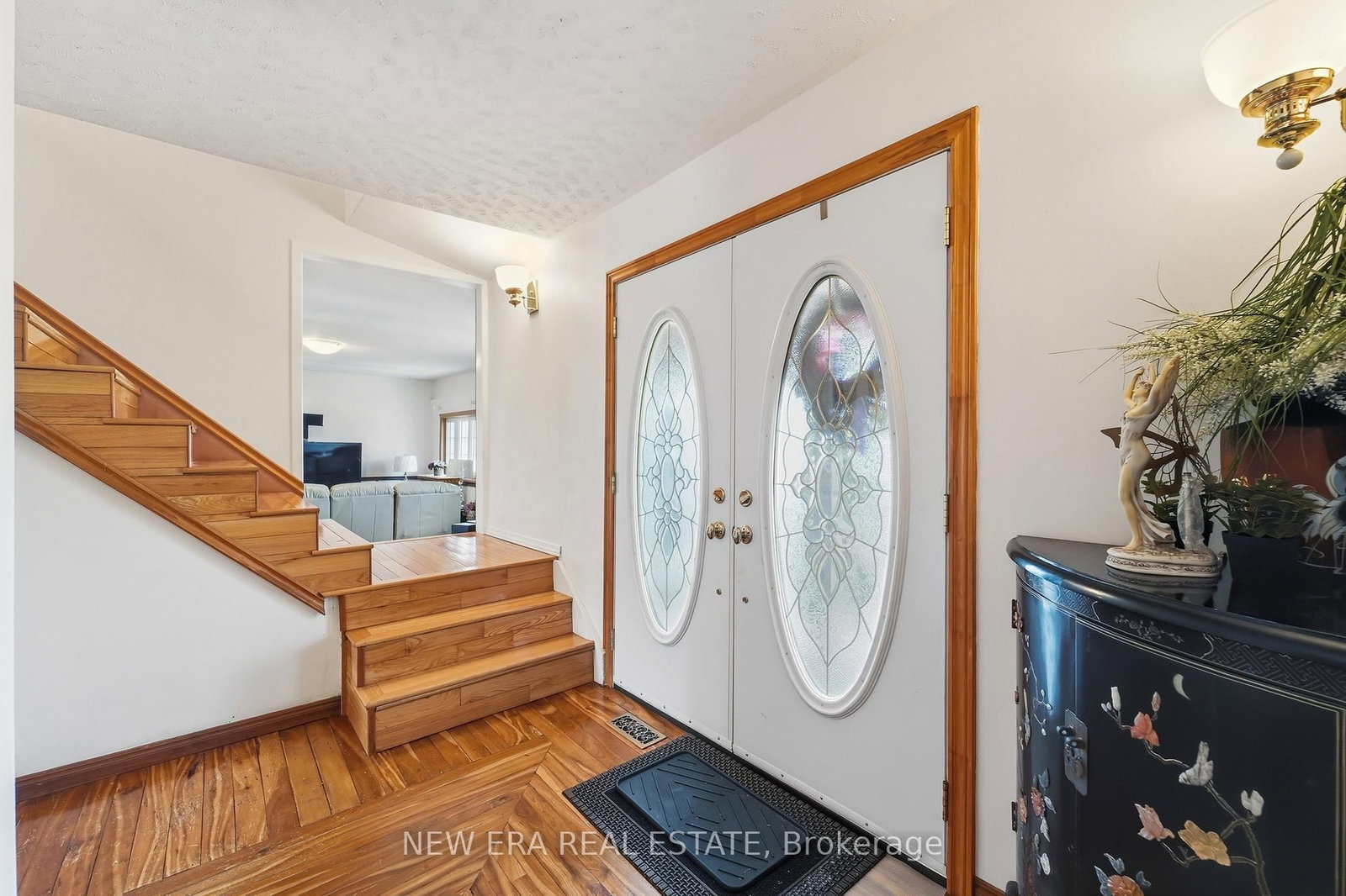 645 Hatton Avenue • Selwyn, ON photo 5