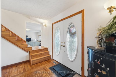 645 Hatton Avenue • Selwyn, ON photo 5