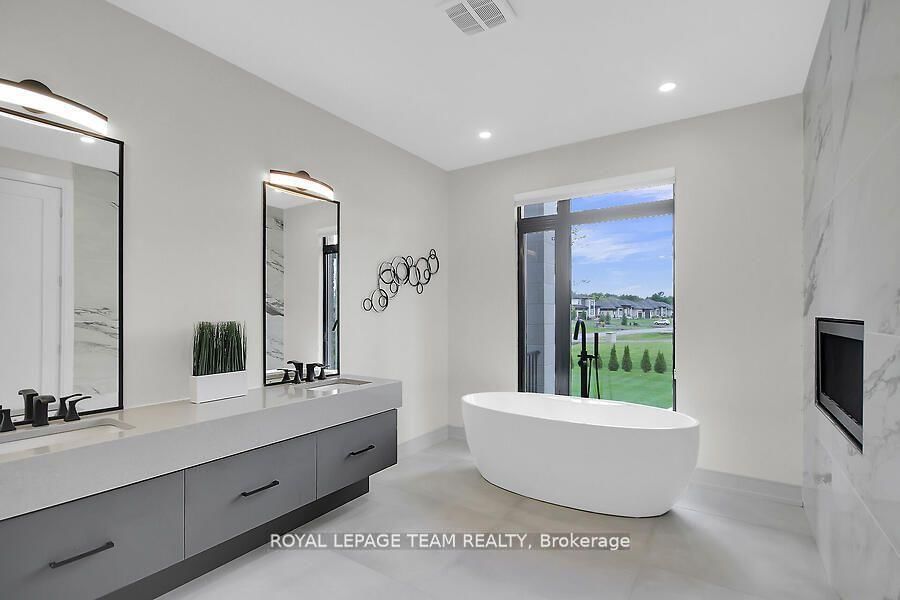 6865 Pebble Trail Way • Ottawa, ON photo 28