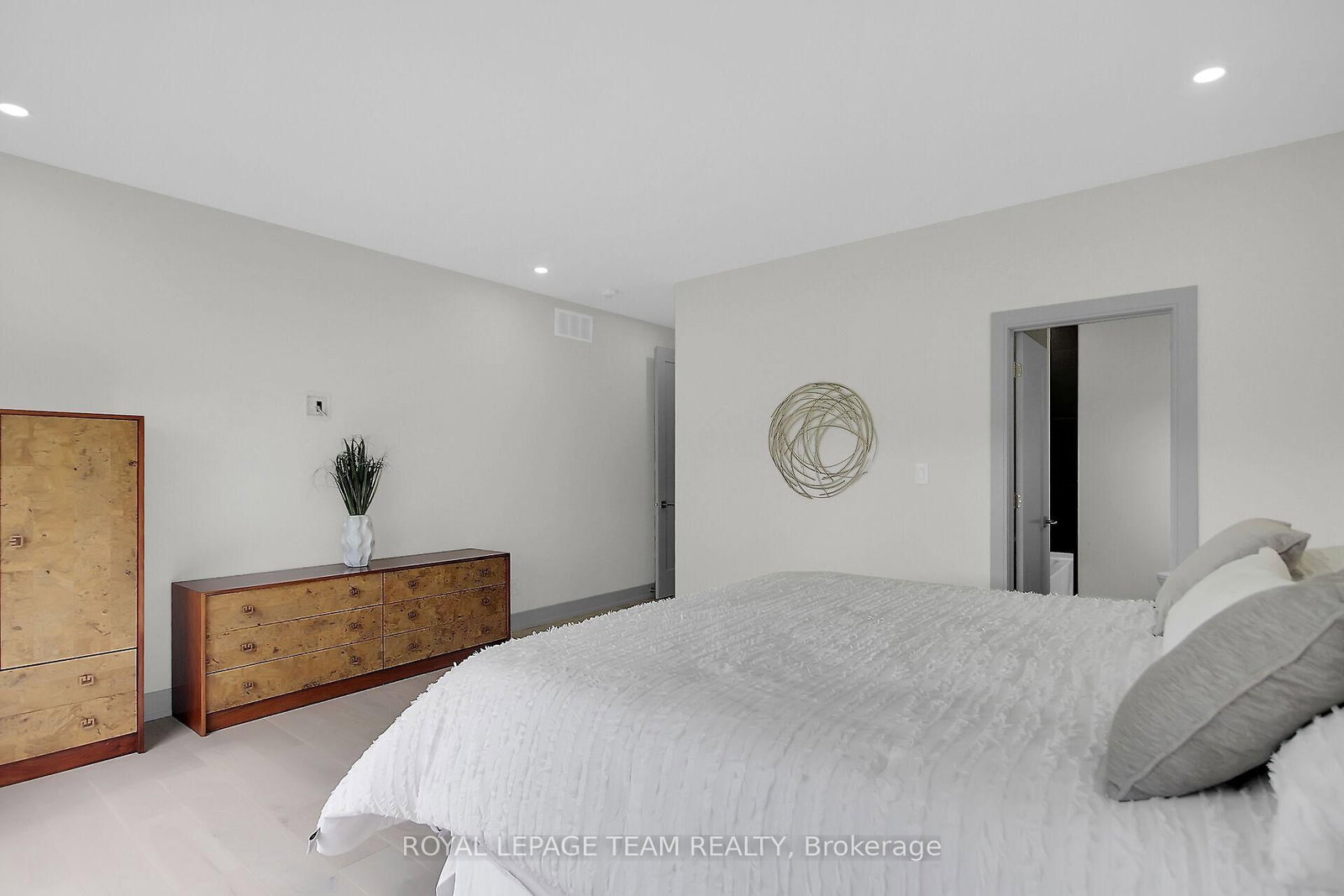 6865 Pebble Trail Way • Ottawa, ON photo 33