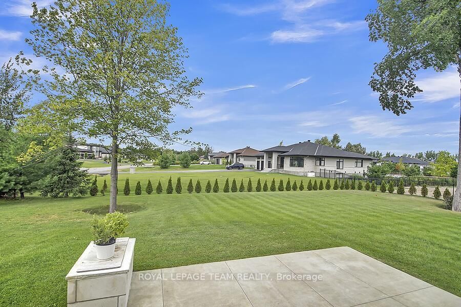 6865 Pebble Trail Way • Ottawa, ON photo 47