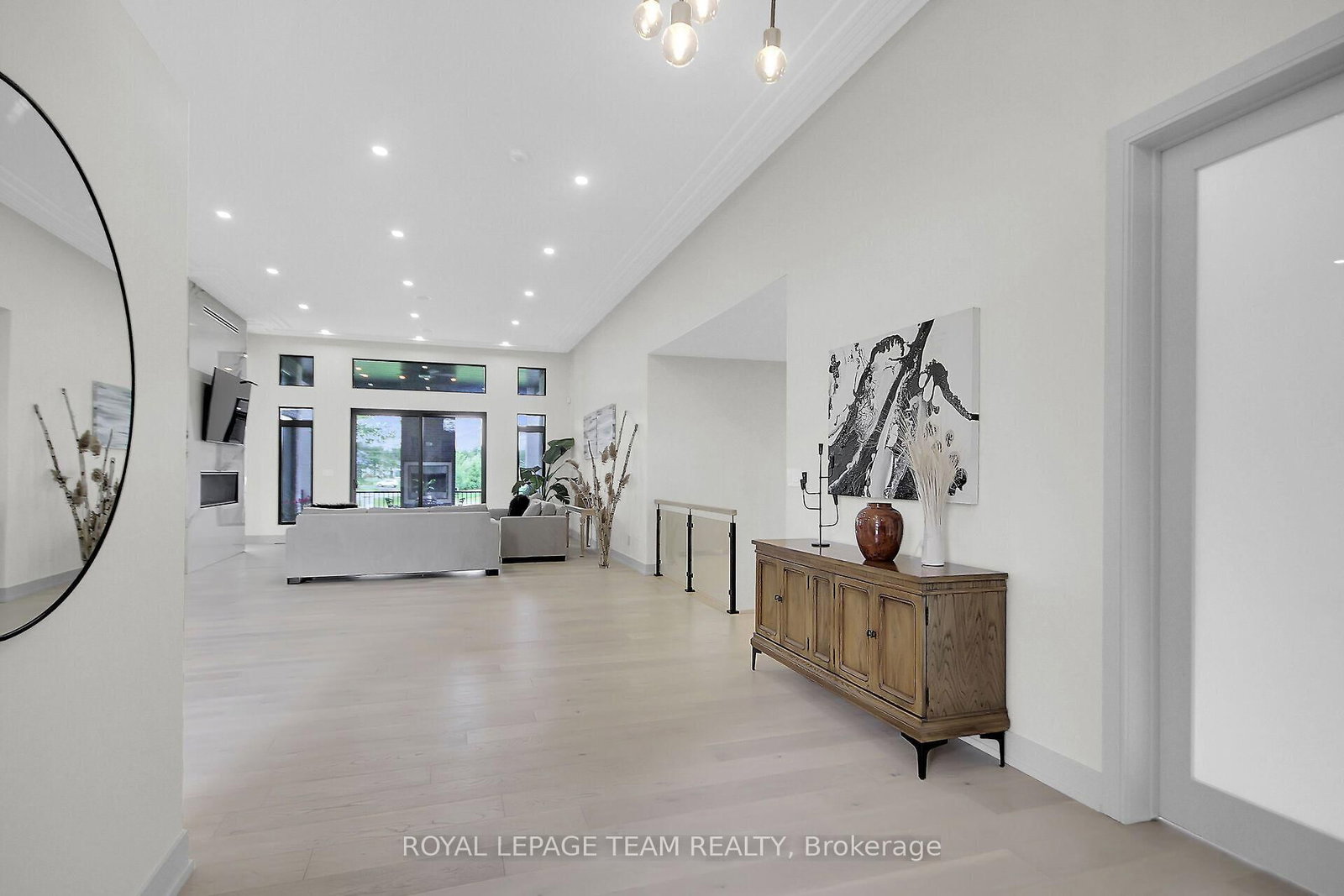 6865 Pebble Trail Way • Ottawa, ON photo 6