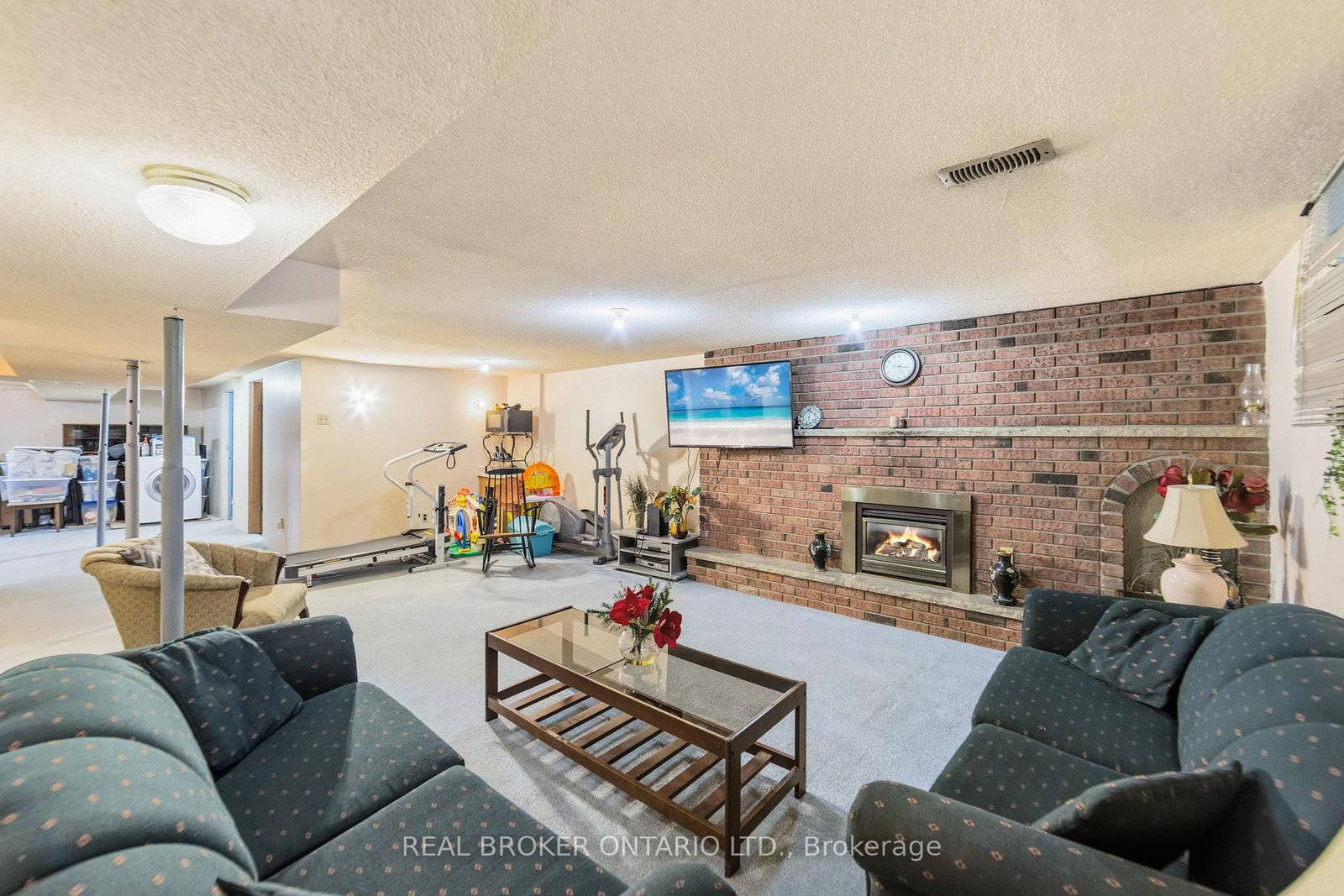 122 Green Cedar Drive • Hamilton, ON photo 20