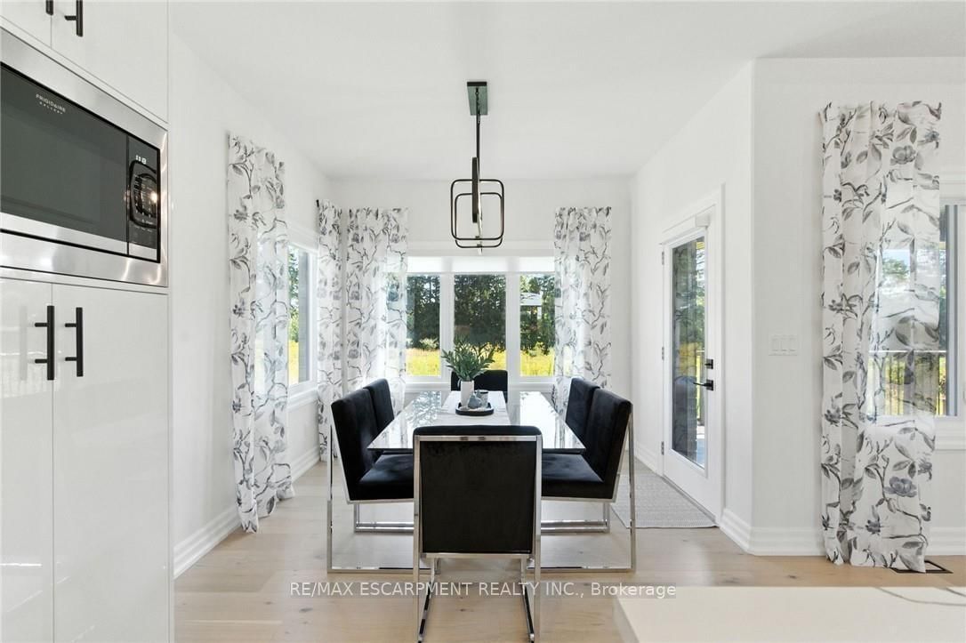 270 Charles Street • Norfolk, ON photo 11