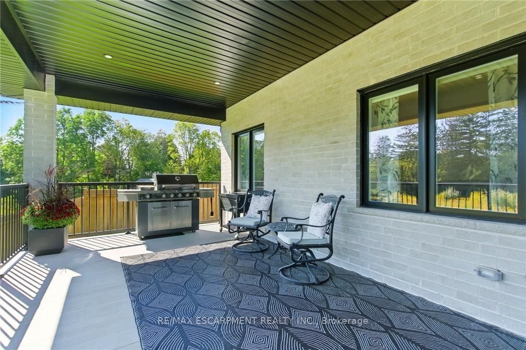 270 Charles Street • Norfolk, ON photo 12