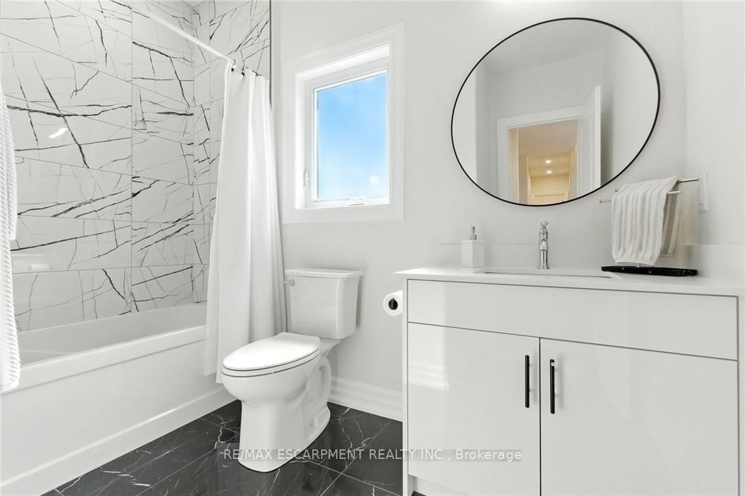 270 Charles Street • Norfolk, ON photo 20