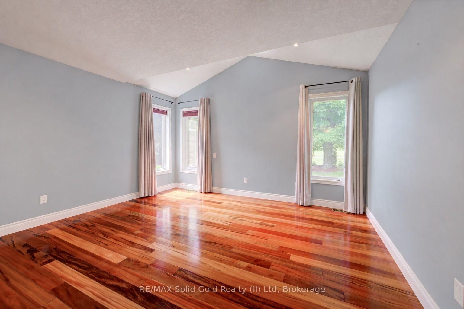 11 Sun Valley Drive • Wilmot, ON photo 22