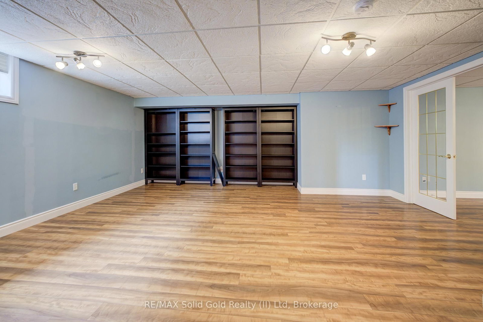 11 Sun Valley Drive • Wilmot, ON photo 38