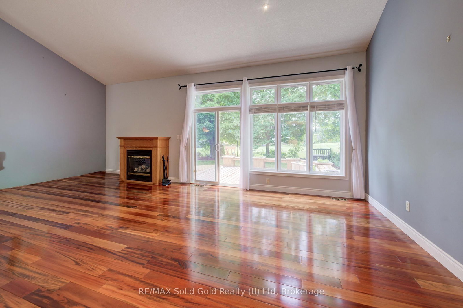 11 Sun Valley Drive • Wilmot, ON photo 6