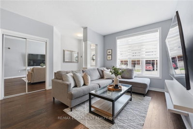Unit 33 — 54 NISBET Boulevard — more photos