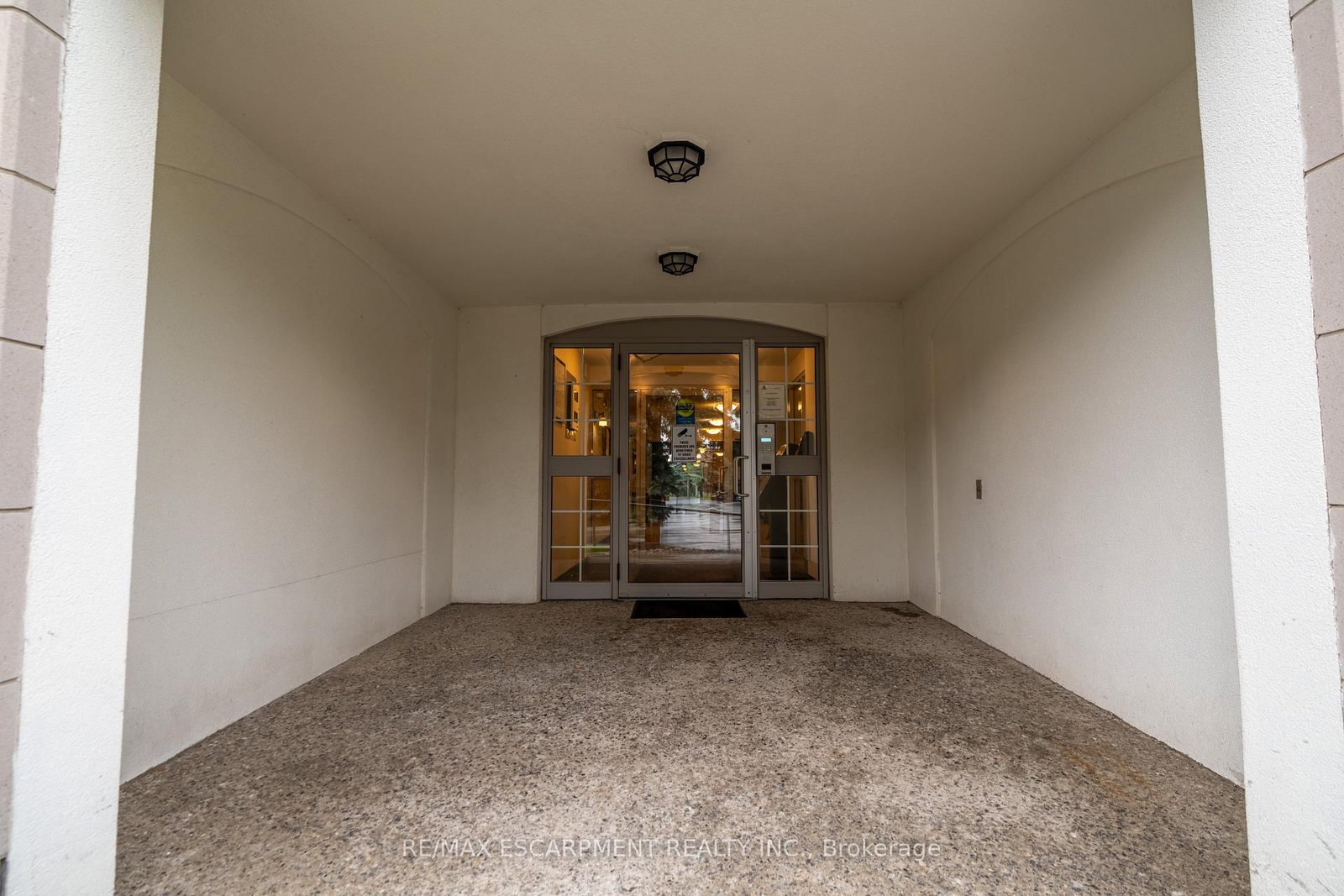 970 Golf Links Road • #306 • Hamilton, ON photo 35