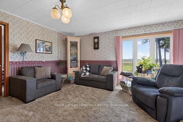 85791 Donnybrook Line • Ashfield-Colborne-Wawanosh, ON photo 11