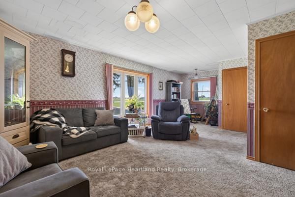 85791 Donnybrook Line • Ashfield-Colborne-Wawanosh, ON photo 12