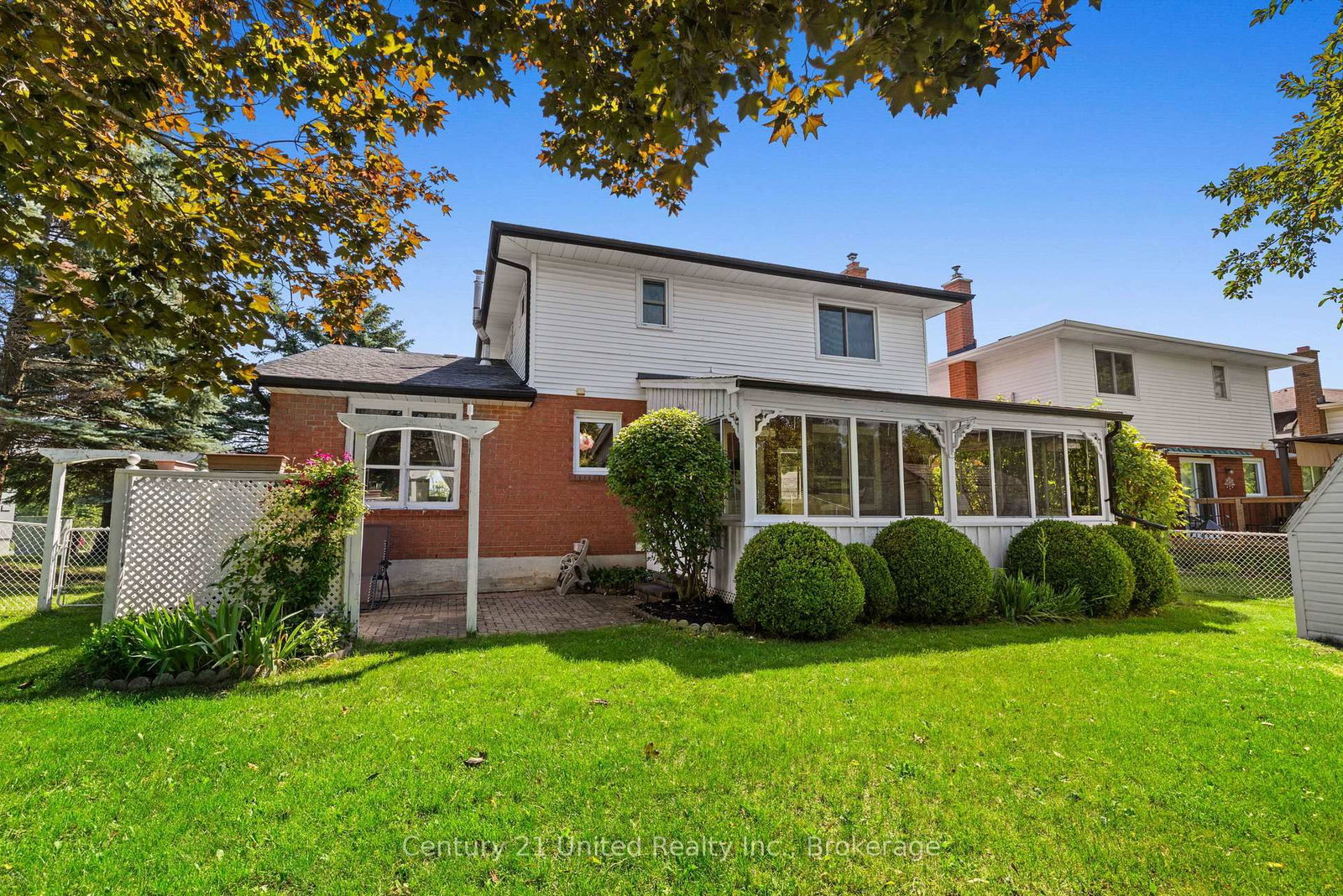 2317 Woodglade Boulevard • Peterborough, ON photo 4