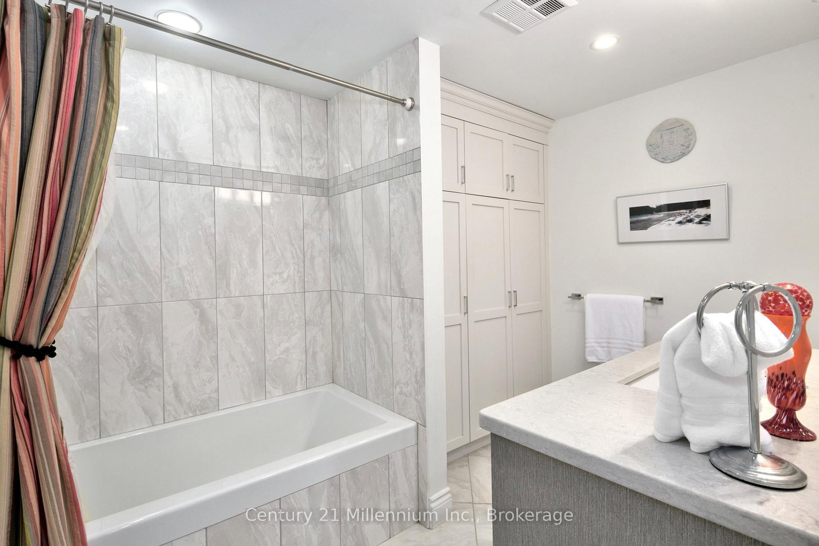10 Bay Street E • #407 • Blue Mountains, ON photo 21