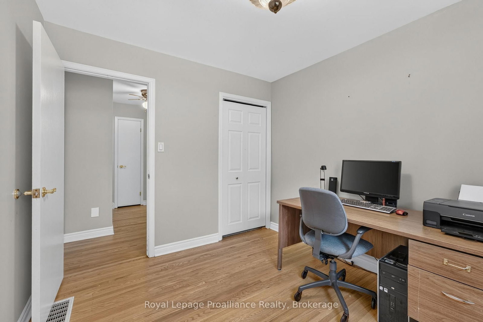 12 Stavebank Road • Belleville, ON photo 19