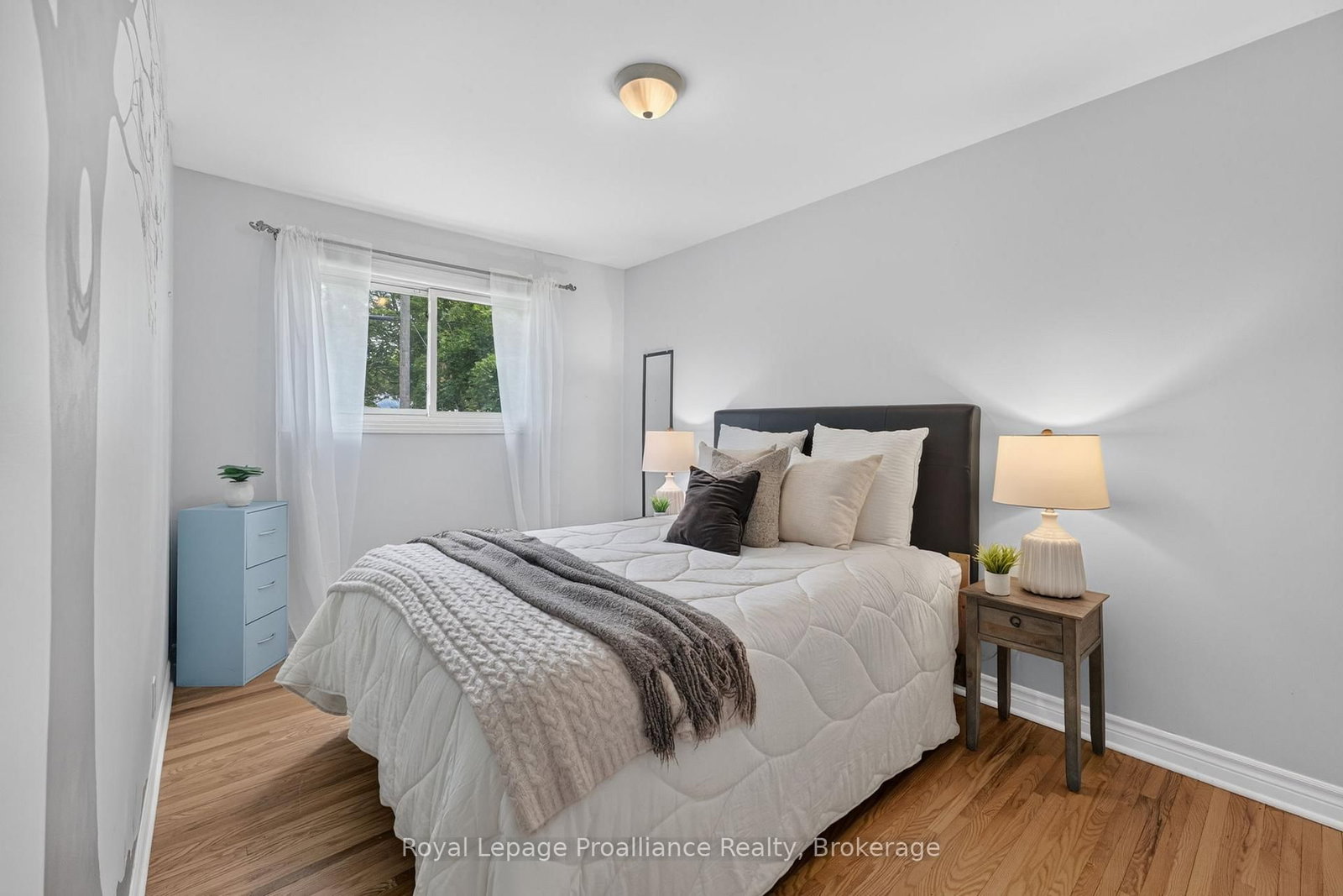12 Stavebank Road • Belleville, ON photo 20