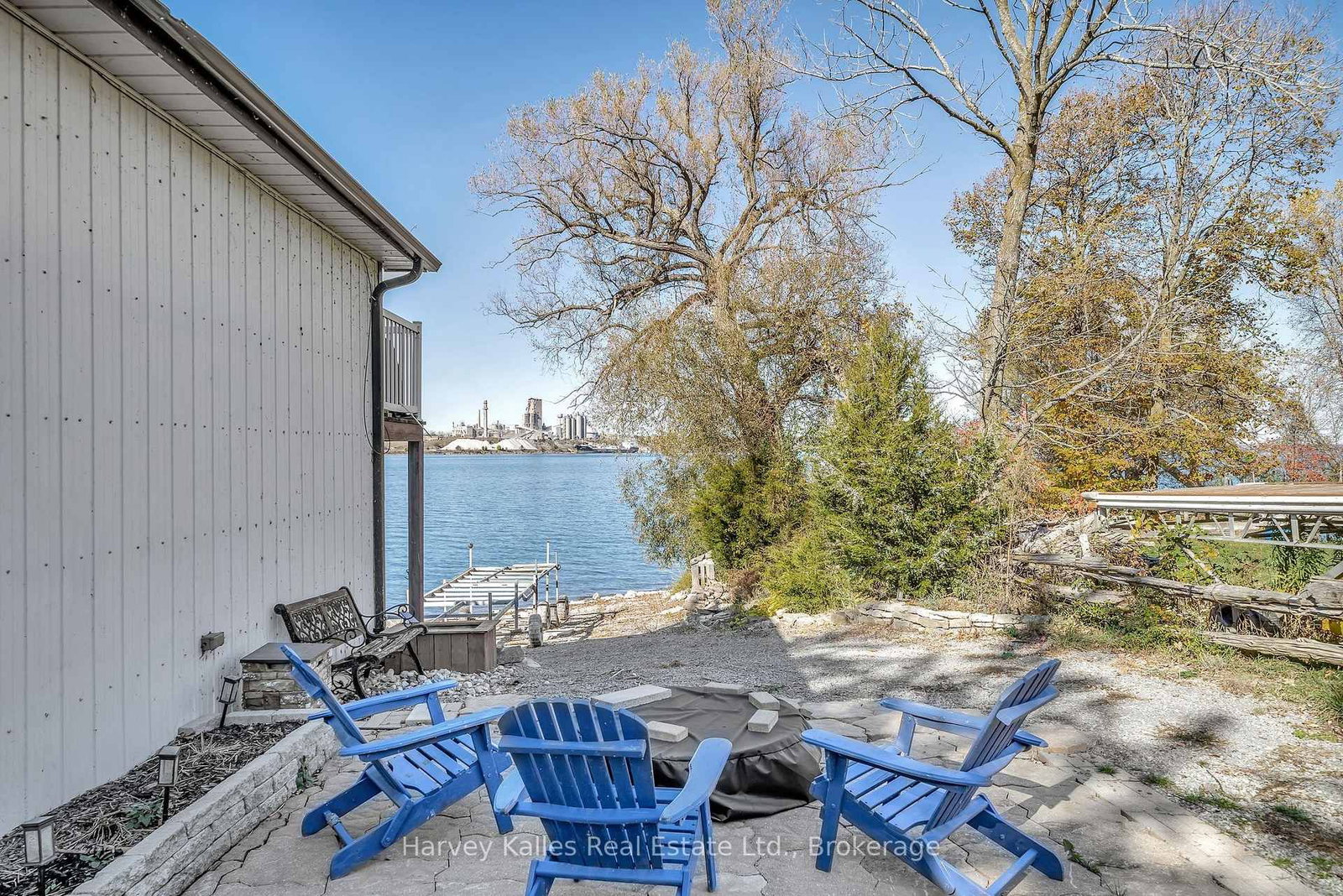 12130 Loyalist Parkway • Prince Edward County, ON photo 3