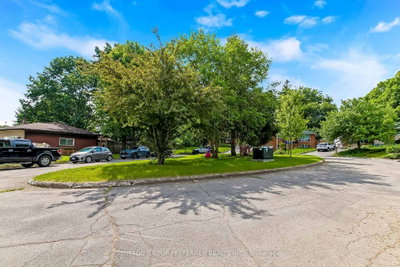 130 Fundy Avenue • London East, ON photo 3