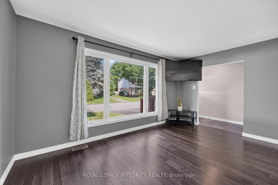 127 Morton Drive • Ottawa, ON photo 9