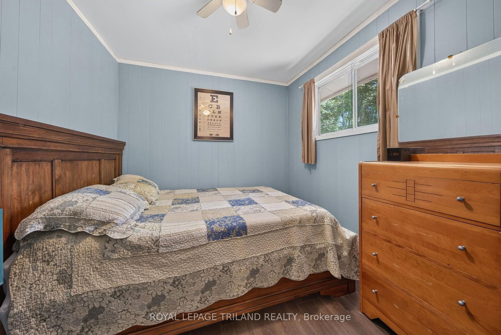 6302 HURON Drive • Lambton Shores, ON photo 12