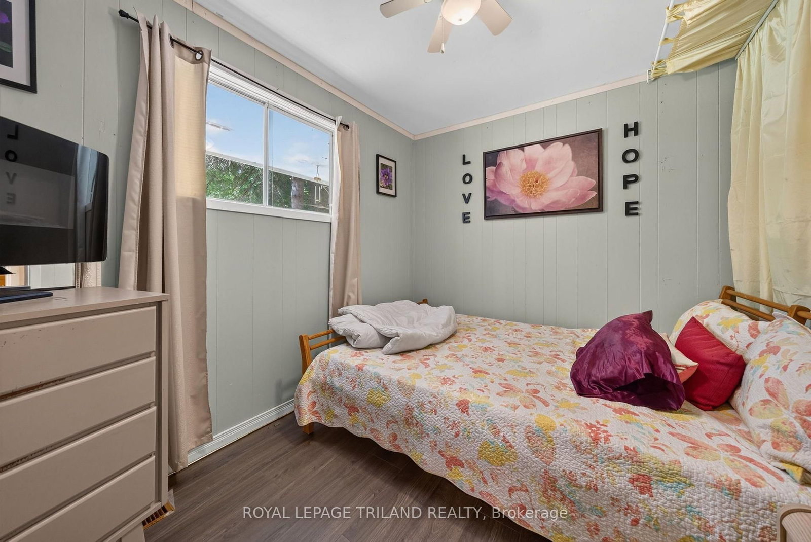 6302 HURON Drive • Lambton Shores, ON photo 14