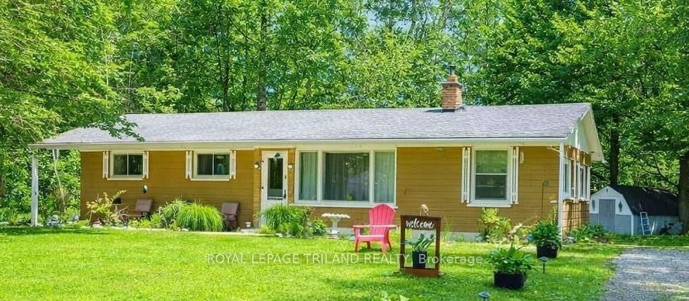 6302 HURON Drive • Lambton Shores, ON photo 22