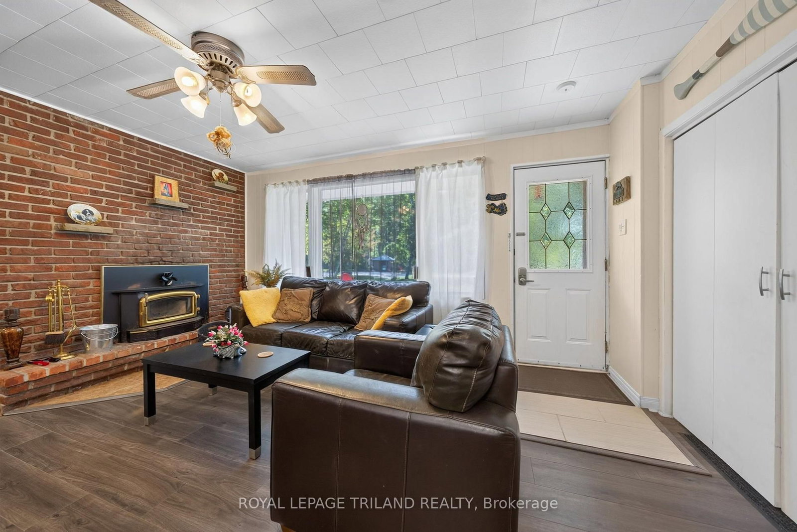 6302 HURON Drive • Lambton Shores, ON photo 4