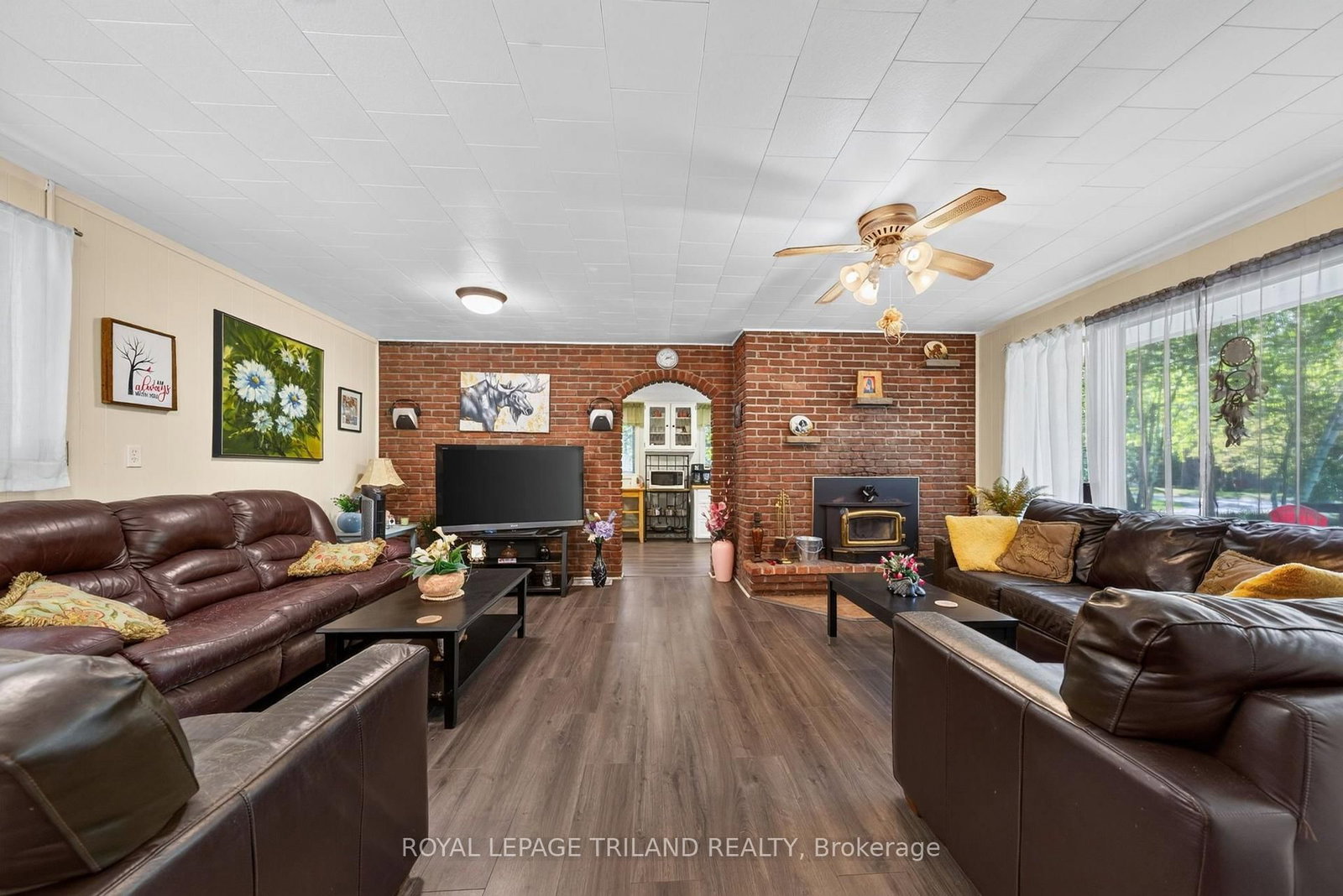 6302 HURON Drive • Lambton Shores, ON photo 6