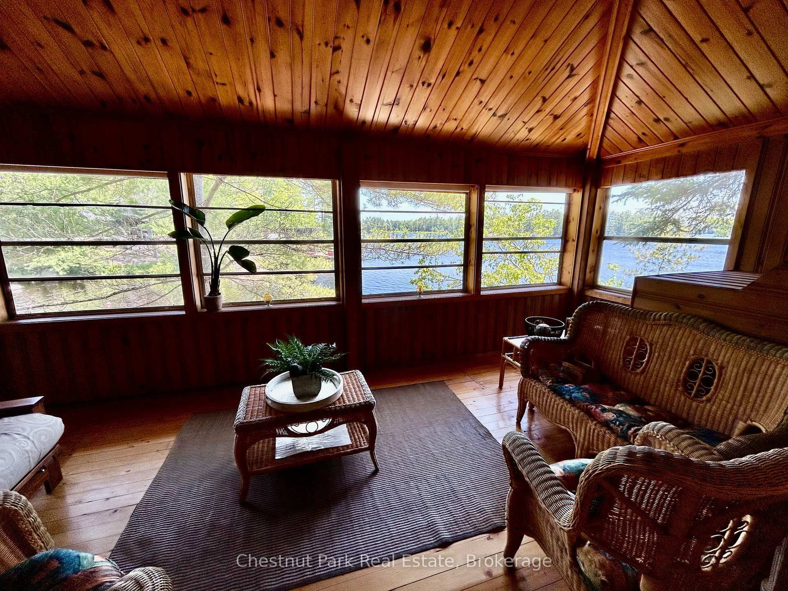 1051- 1 & 2 WIGWAM LODGE Road • Gravenhurst, ON photo 17