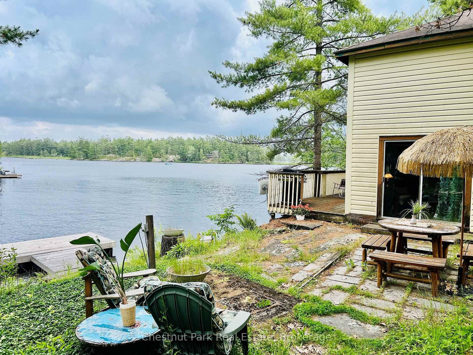1051- 1 & 2 WIGWAM LODGE Road • Gravenhurst, ON photo 3