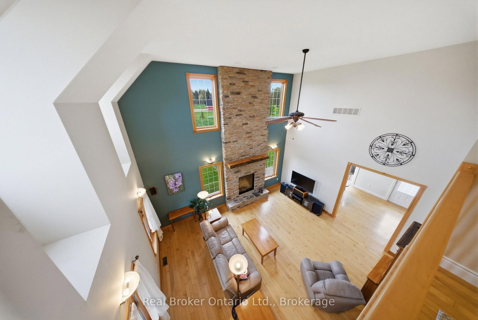 4760 Nassagaweya-Puslinch Townline • Puslinch, ON photo 20