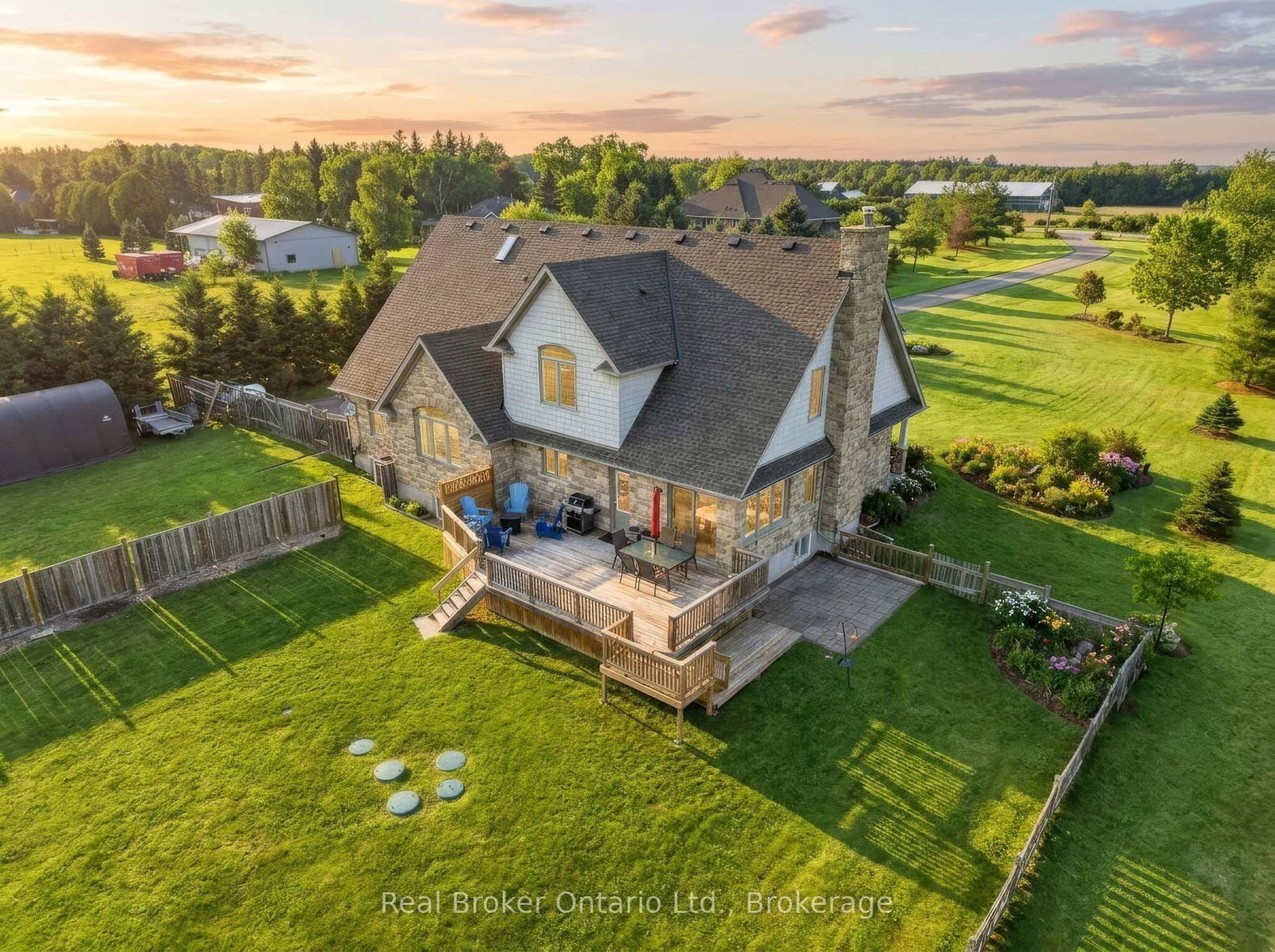 4760 Nassagaweya-Puslinch Townline • Puslinch, ON photo 43