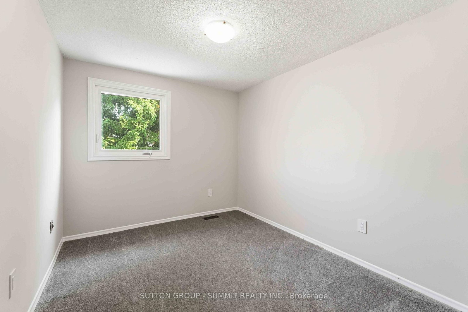 1396 UPPER OTTAWA Street • #27 • Hamilton, ON photo 13