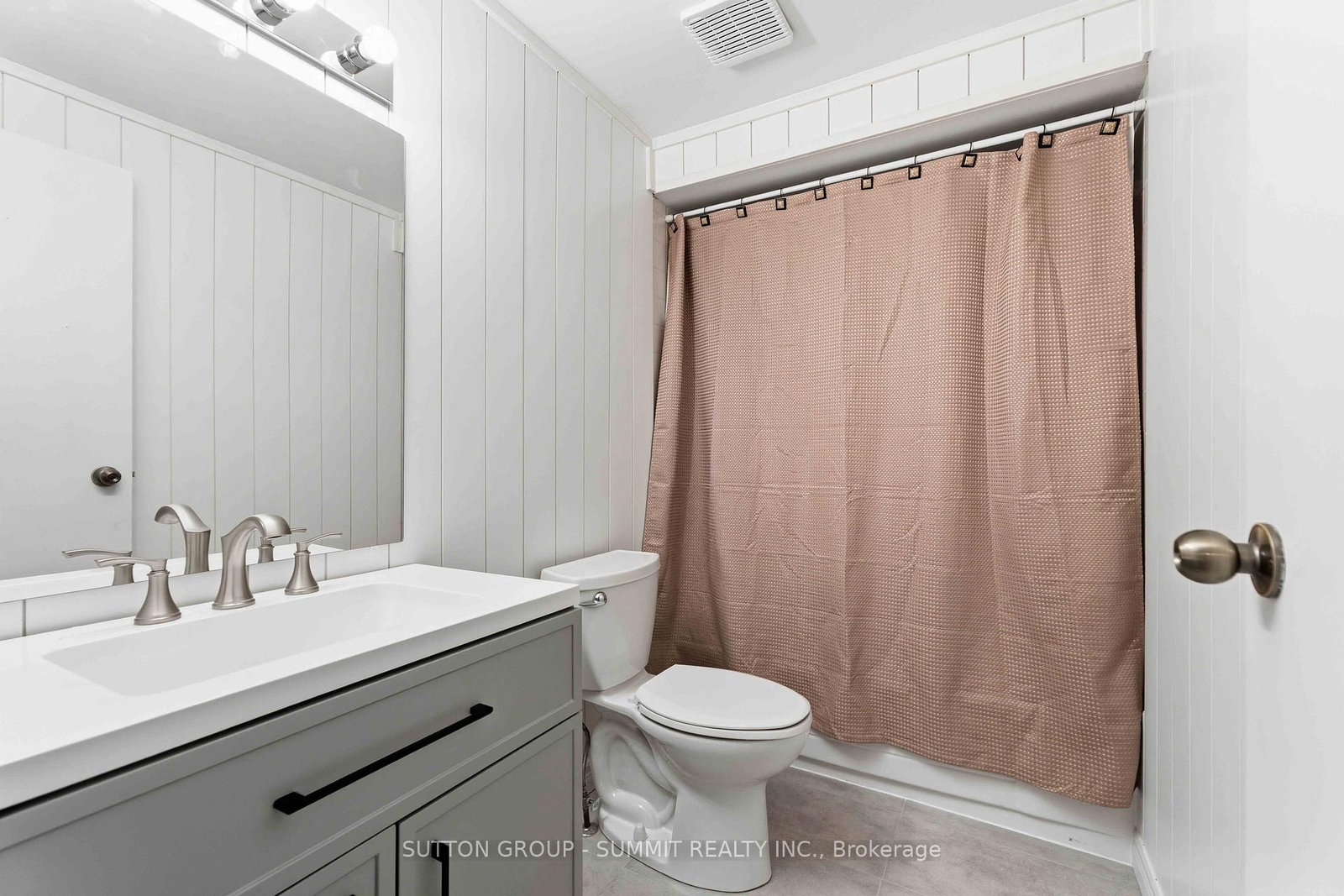 1396 UPPER OTTAWA Street • #27 • Hamilton, ON photo 15
