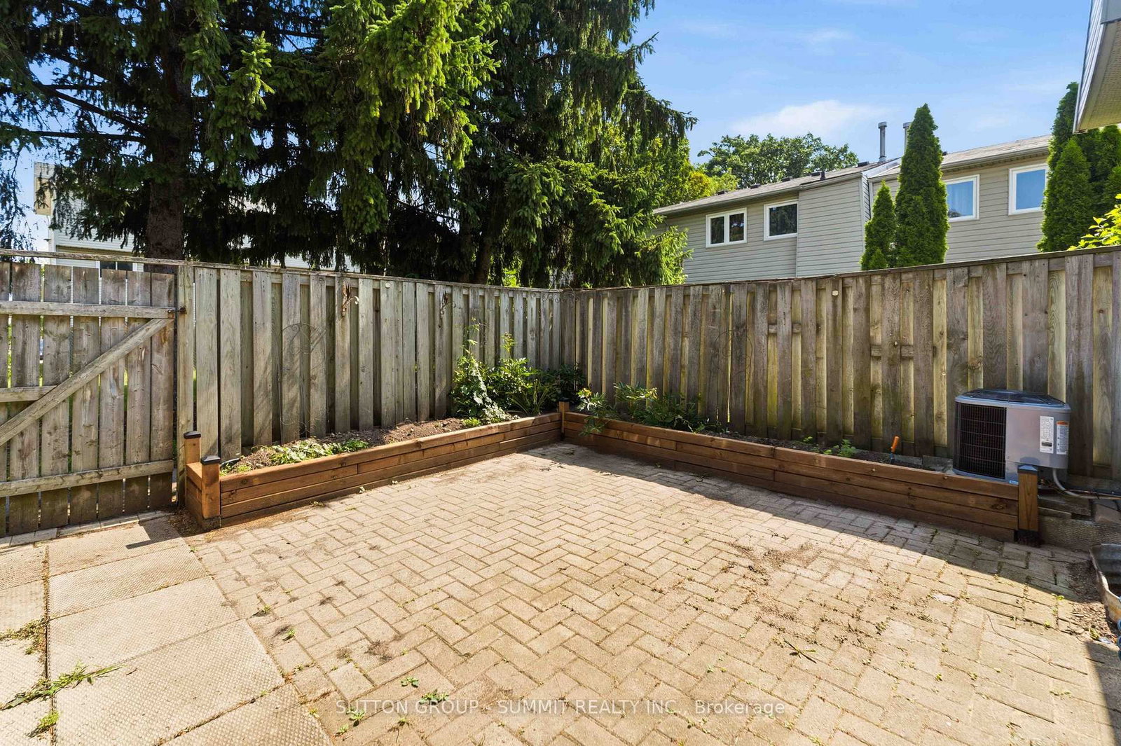 1396 UPPER OTTAWA Street • #27 • Hamilton, ON photo 18