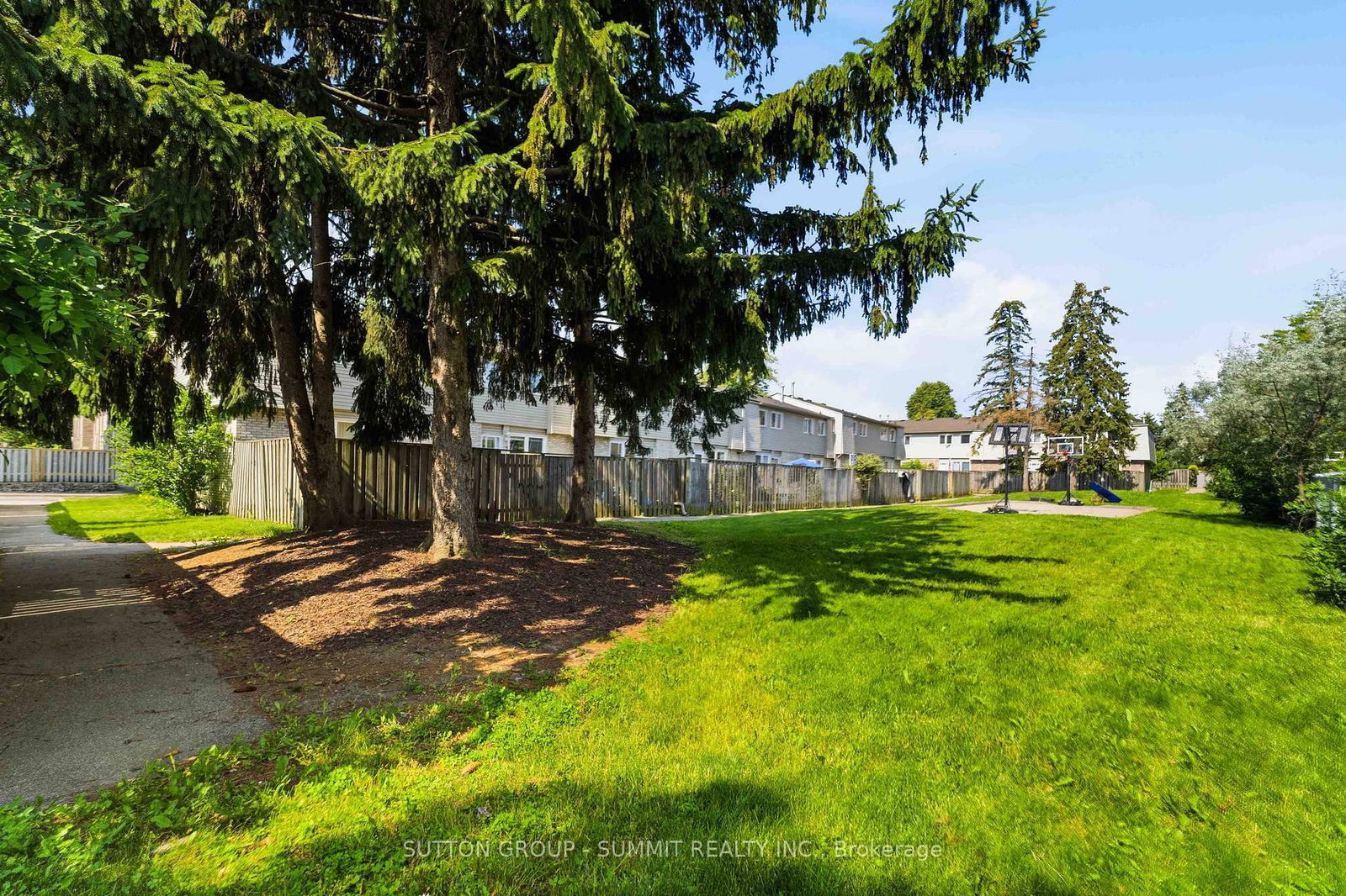 1396 UPPER OTTAWA Street • #27 • Hamilton, ON photo 19