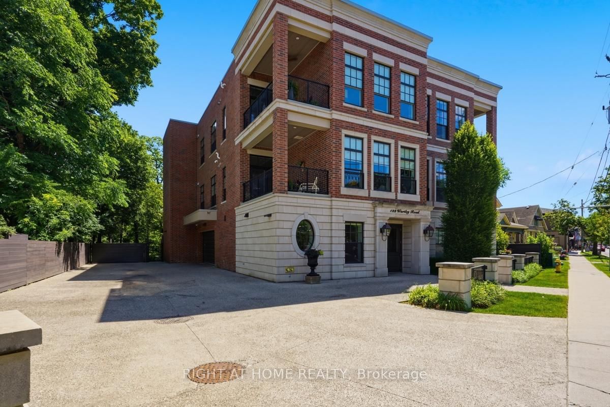 302 - 122 Wortley Road, London South — photo 1