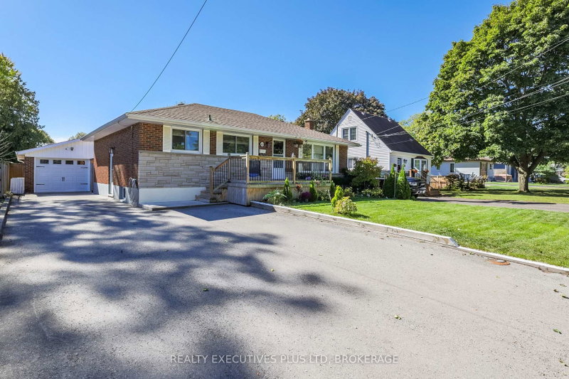 6528 STAMFORD GREEN Drive