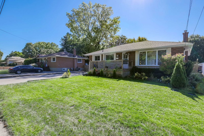 6528 STAMFORD GREEN Drive