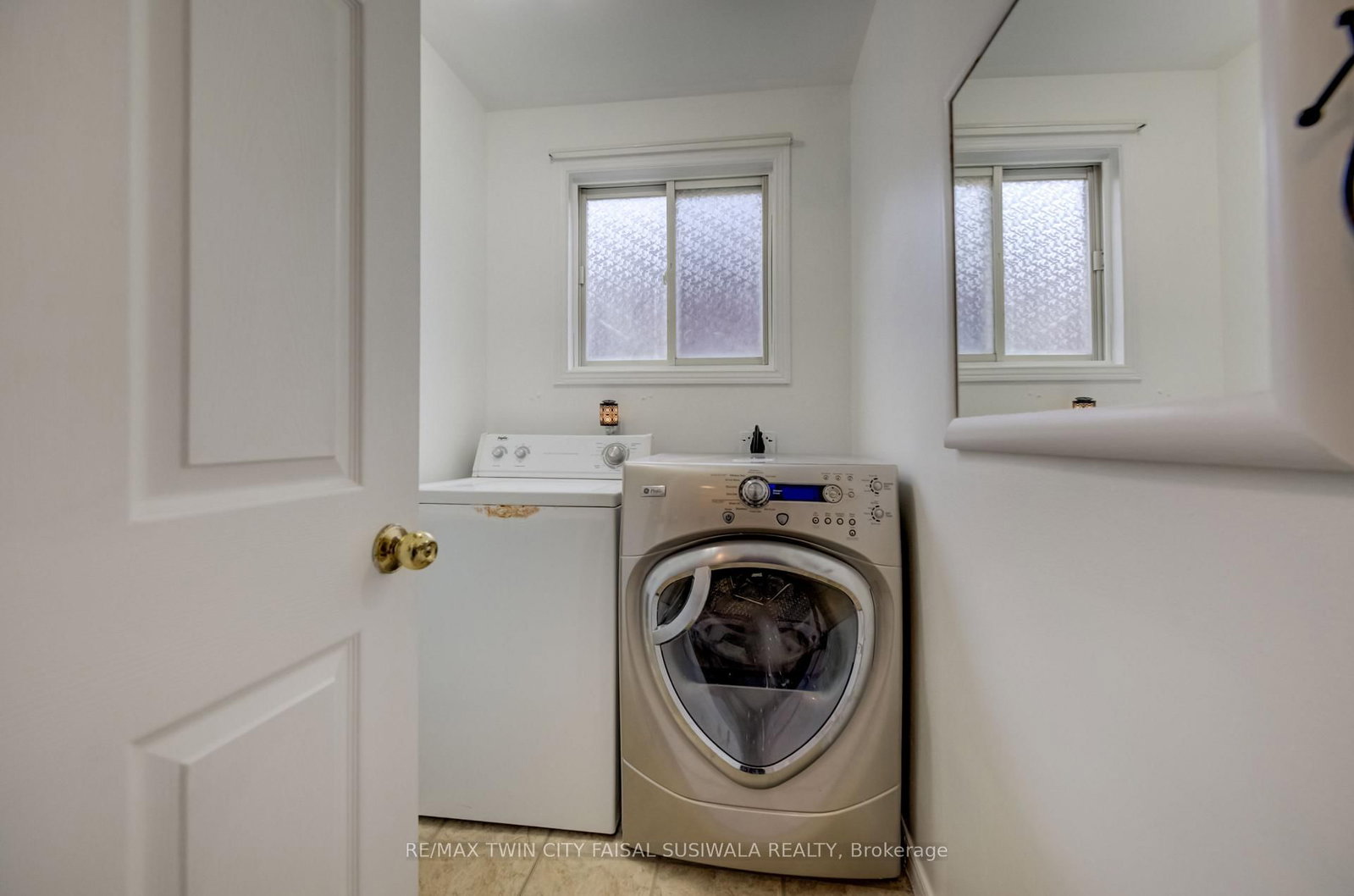 43 Middleton Street • Cambridge, ON photo 14