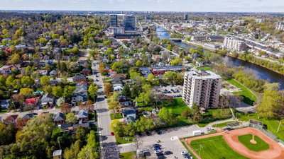 43 Middleton Street • Cambridge, ON photo 8