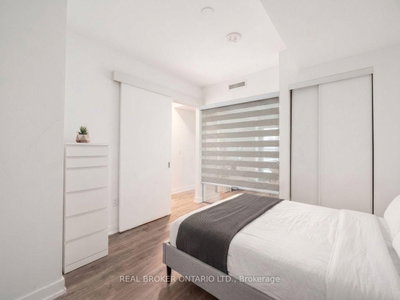 1 Jarvis Street E • #922 • Hamilton, ON photo 3