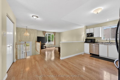 35 Joliet Street • London East, ON photo 9